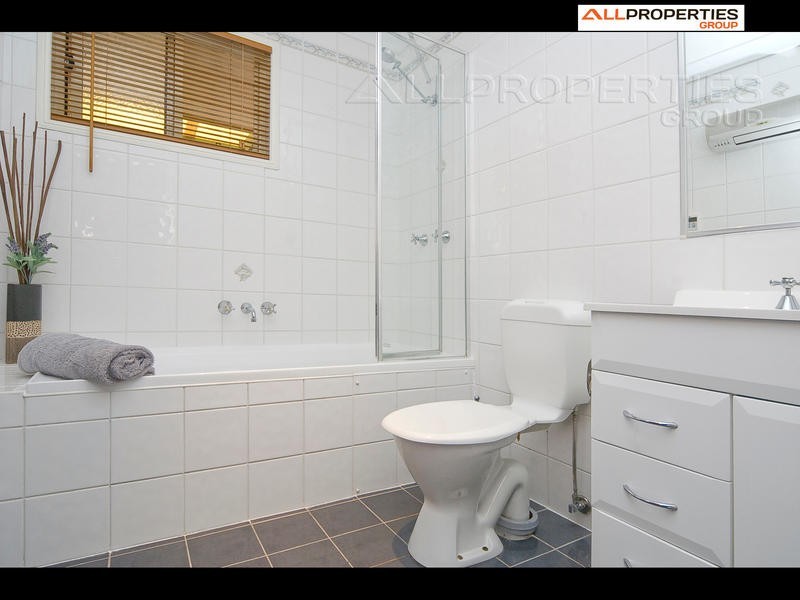 24 Grapple Close, New Beith QLD 4124