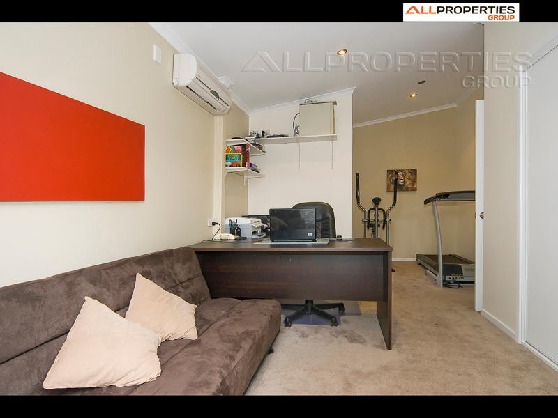 24 Grapple Close, New Beith QLD 4124