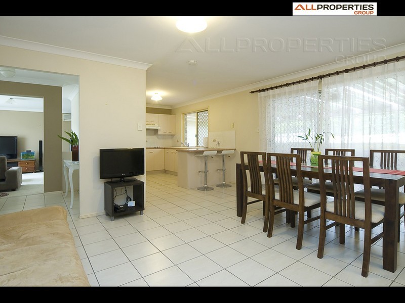 18  Augusta Crescent – Lakeside Village, Forest Lake QLD 4078