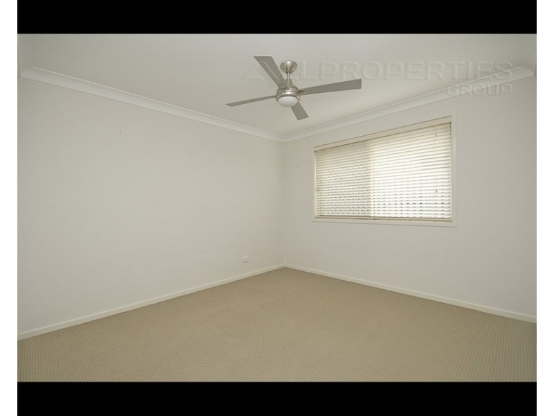 53 Paperbark Cres, Heathwood QLD 4110