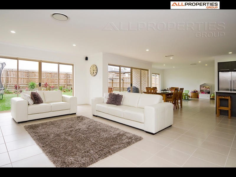 31 Gardenia Circuit, Parkwood Estate, Heathwood QLD 4110