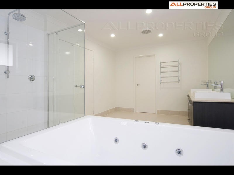 31 Gardenia Circuit, Parkwood Estate, Heathwood QLD 4110