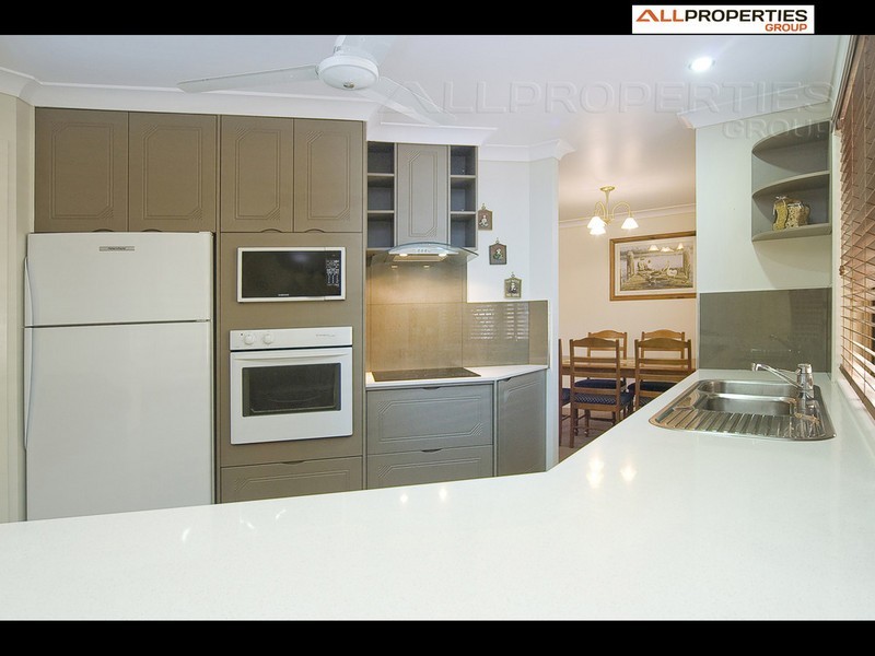 5 Orana Pl, Parkinson QLD 4115