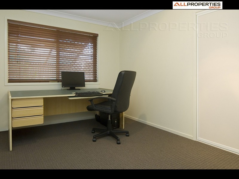 5 Orana Pl, Parkinson QLD 4115