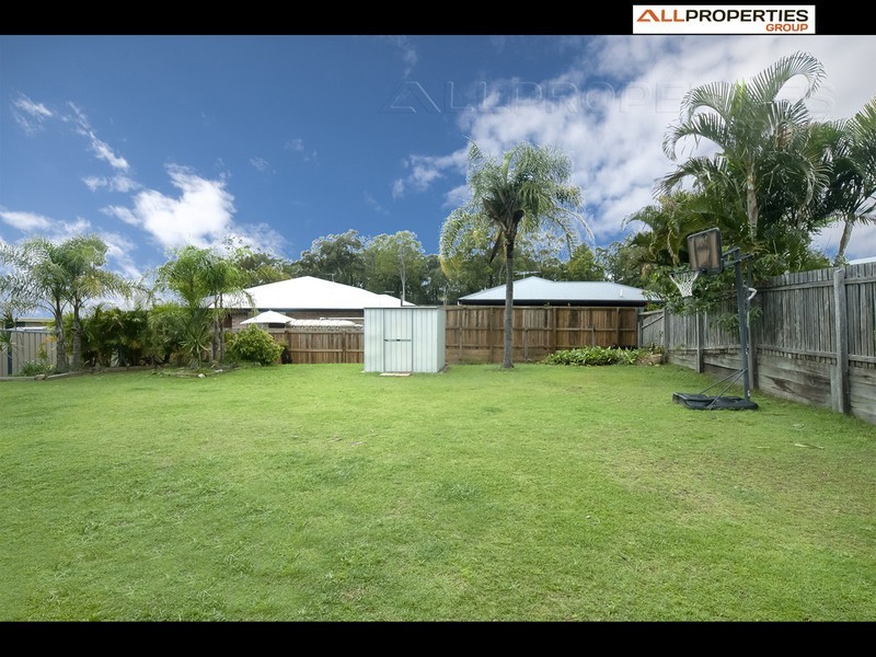 4 Elmwood Court, Boronia Heights QLD 4124