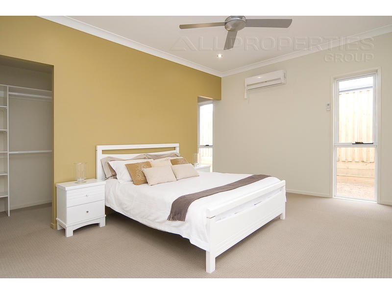 67 Parkwood Drive, Parkwood Estate, Heathwood QLD 4110