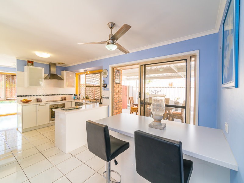 126 EMERALD DRIVE, Regents Park QLD 4118