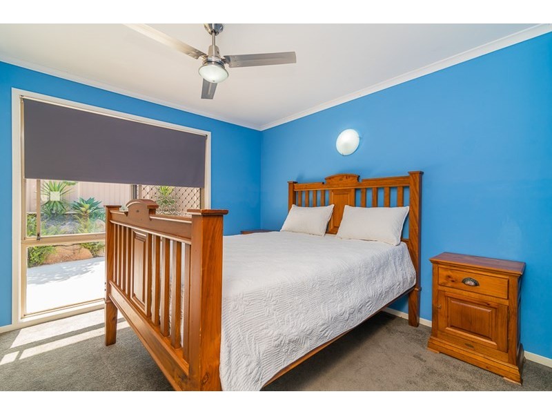 126 EMERALD DRIVE, Regents Park QLD 4118
