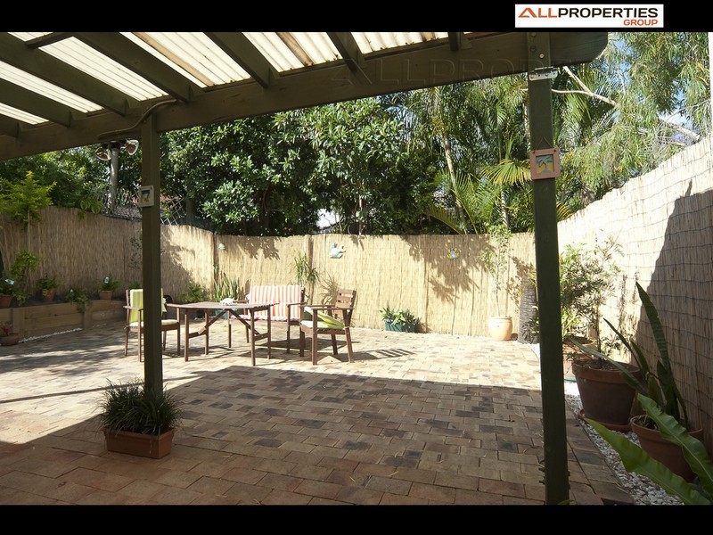 16 Phillip Place, Forest Lake QLD 4078