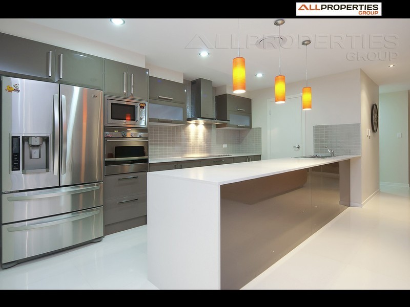 16 Crawford Pl, Calamvale QLD 4116