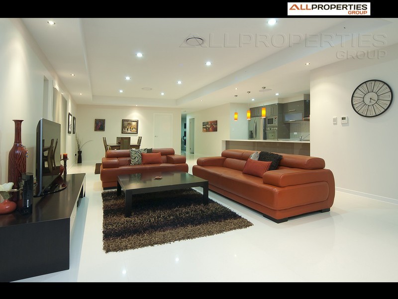 16 Crawford Pl, Calamvale QLD 4116