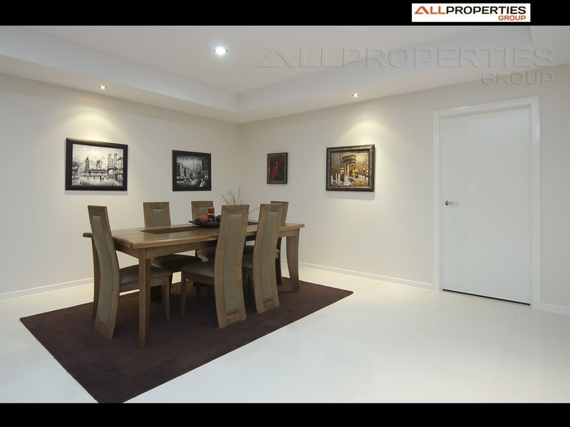 16 Crawford Pl, Calamvale QLD 4116