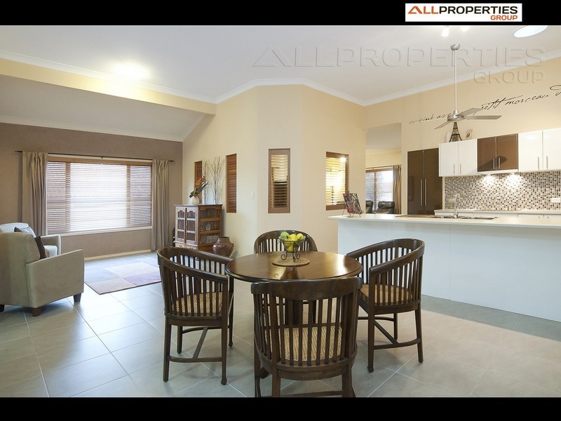 9 Blaxland Place, Drewvale QLD 4116