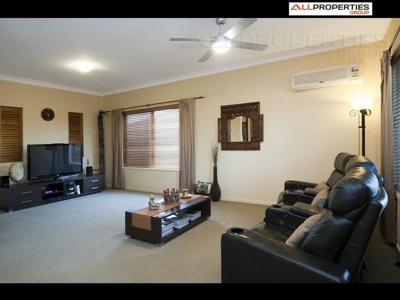 9 Blaxland Place, Drewvale QLD 4116
