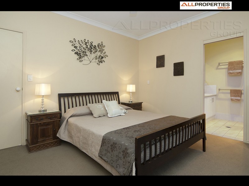 9 Blaxland Place, Drewvale QLD 4116