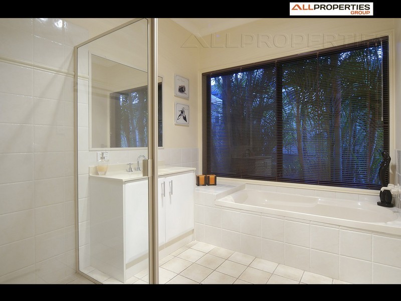 9 Blaxland Place, Drewvale QLD 4116