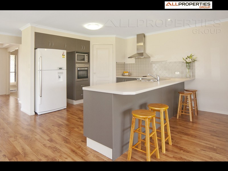 8 Lapford Crct, Drewvale QLD 4116