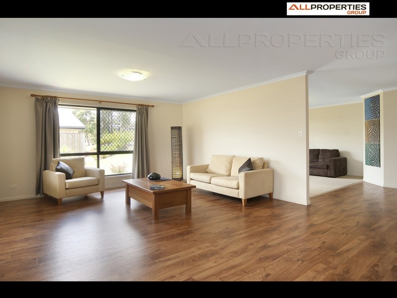 8 Lapford Crct, Drewvale QLD 4116