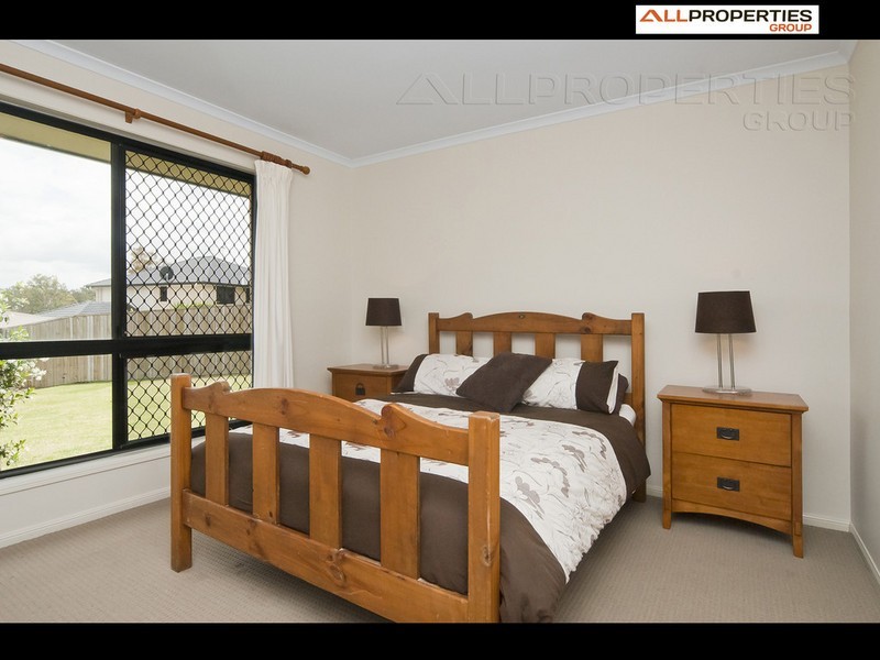 8 Lapford Crct, Drewvale QLD 4116