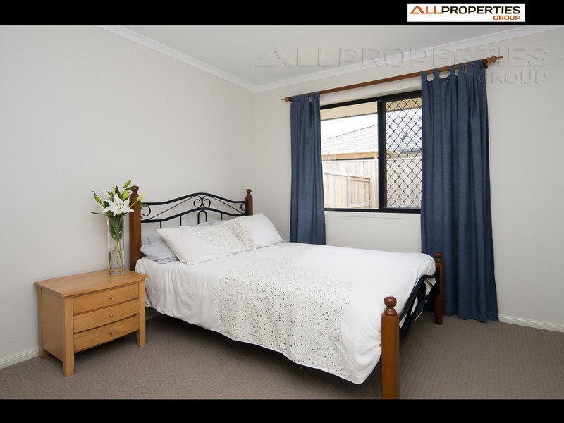8 Lapford Crct, Drewvale QLD 4116
