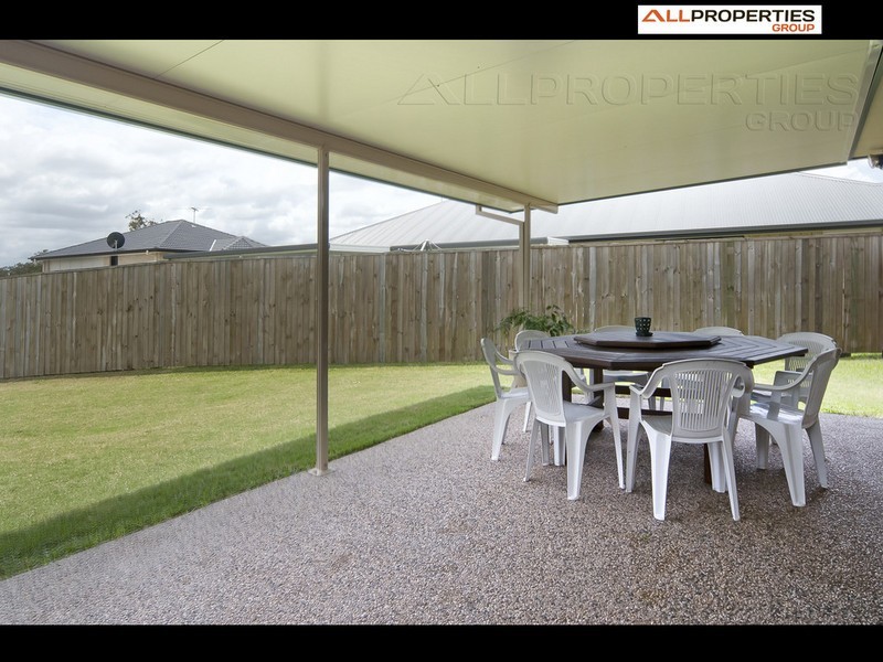 8 Lapford Crct, Drewvale QLD 4116
