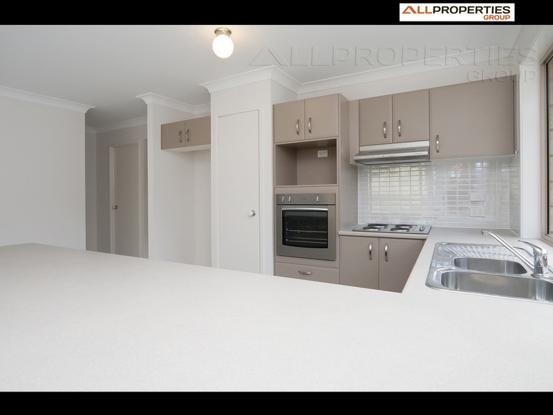 23 Begonia St, Browns Plains QLD 4118