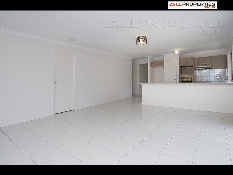 23 Begonia St, Browns Plains QLD 4118