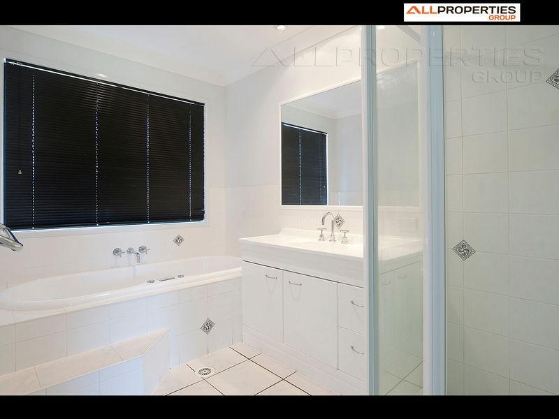 24 Coachwood Drive, Jimboomba QLD 4280