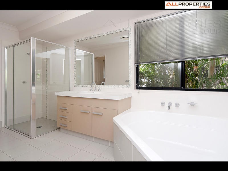 26 Cypress Street, Parkwood Estate, Heathwood QLD 4110