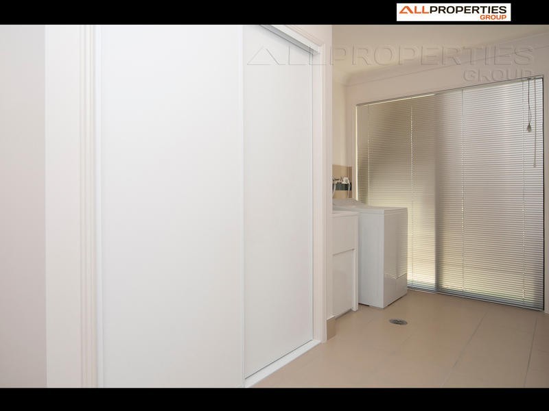 26 Cypress Street, Parkwood Estate, Heathwood QLD 4110