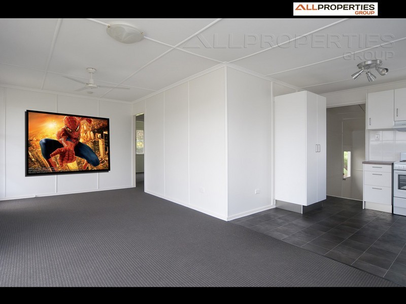 56 Briggs Rd, Raceview QLD 4305