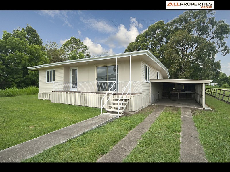 56 Briggs Rd, Raceview QLD 4305