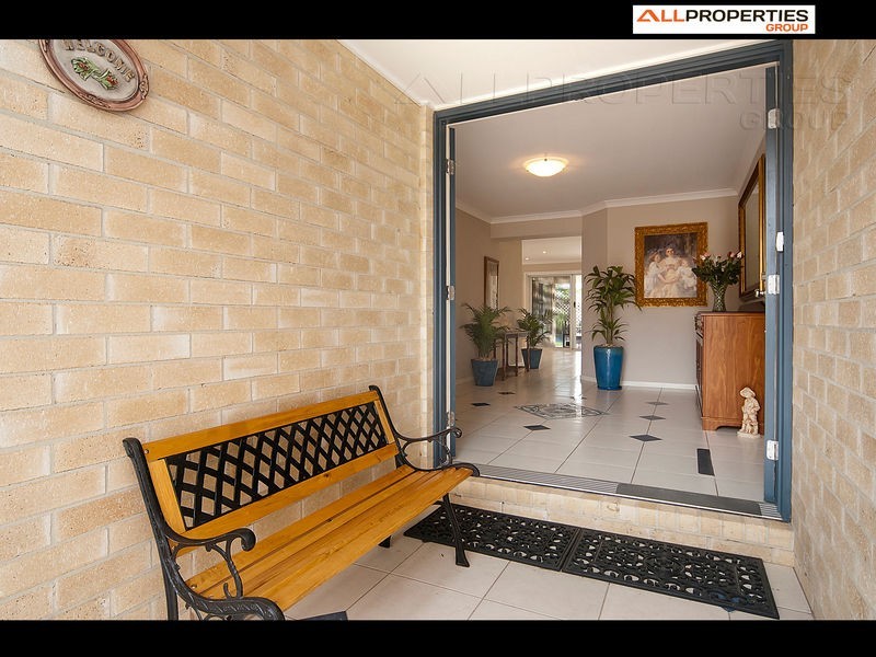 23 Macswiney Street, Collingwood Park QLD 4301