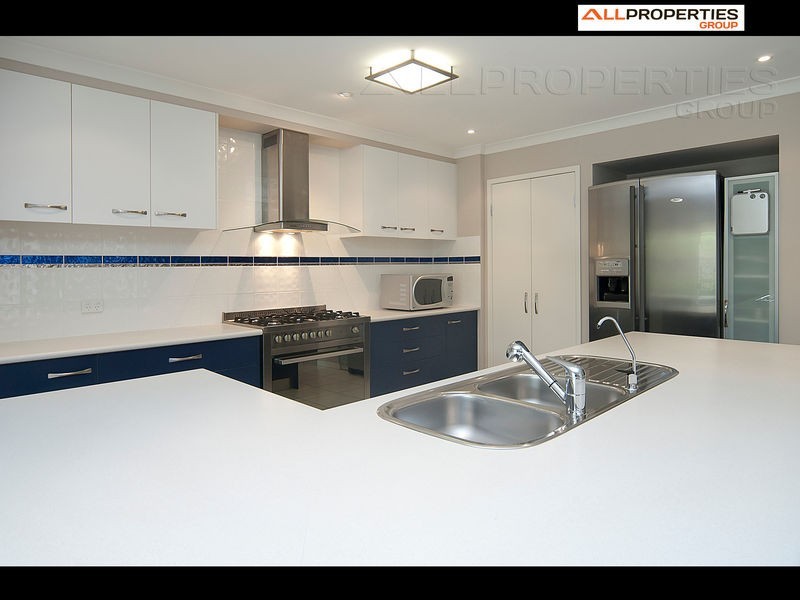 23 Macswiney Street, Collingwood Park QLD 4301
