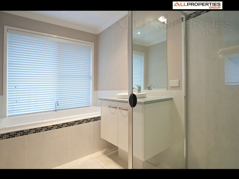 23 Macswiney Street, Collingwood Park QLD 4301