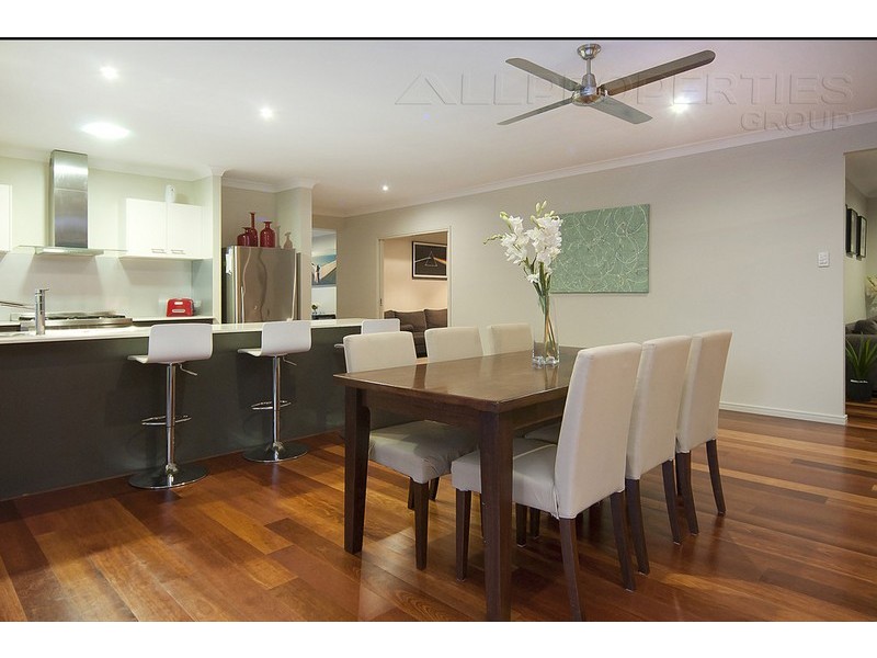 15 Injune Circuit, Calamvale QLD 4116