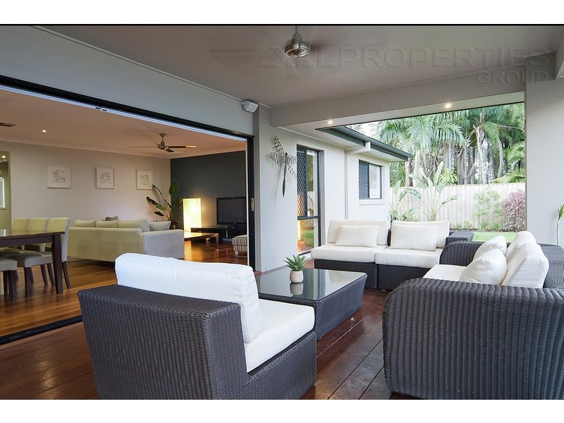 15 Injune Circuit, Calamvale QLD 4116