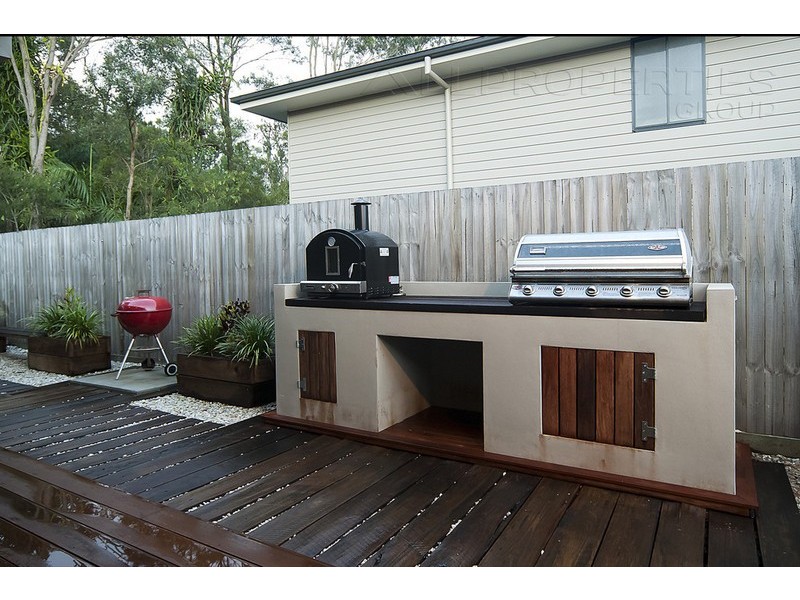 15 Injune Circuit, Calamvale QLD 4116