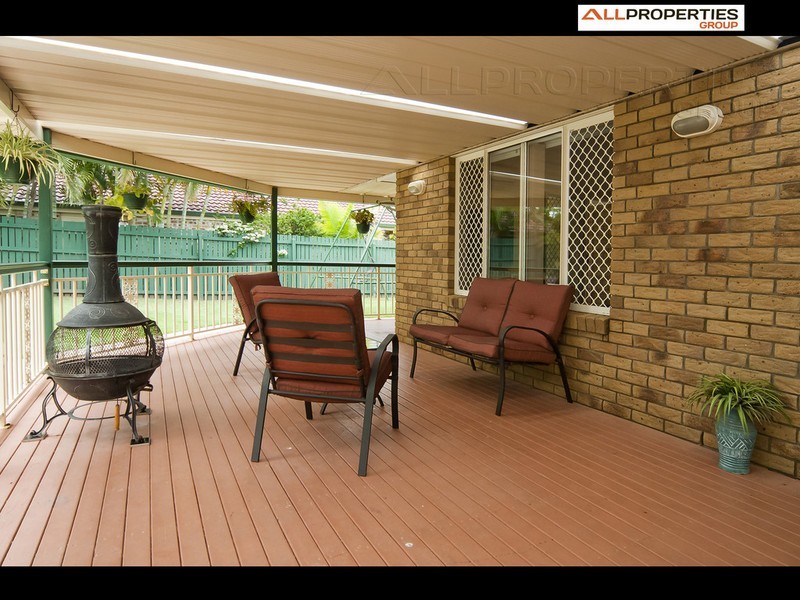 2 Ornata Place, Forest Lake QLD 4078