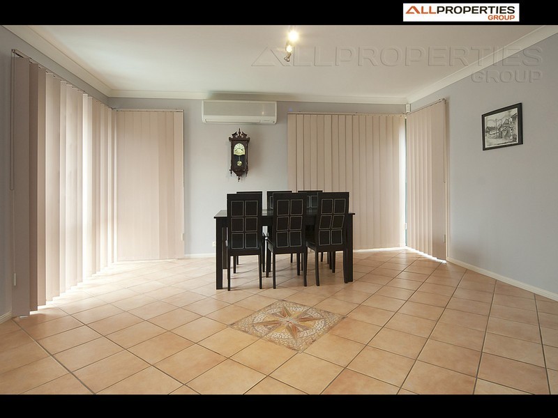 6 Eastwood Close, Sunnybank Hills QLD 4109