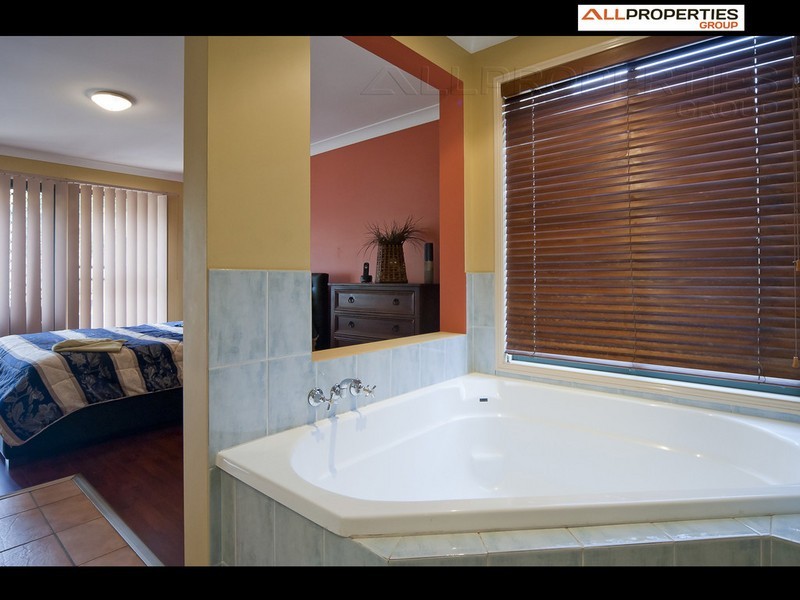 6 Eastwood Close, Sunnybank Hills QLD 4109