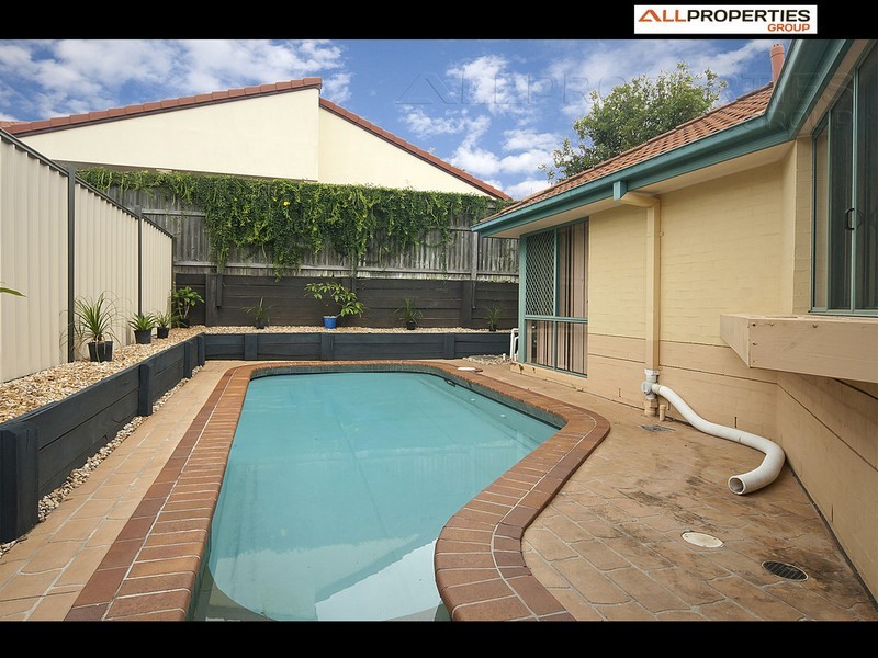 6 Eastwood Close, Sunnybank Hills QLD 4109