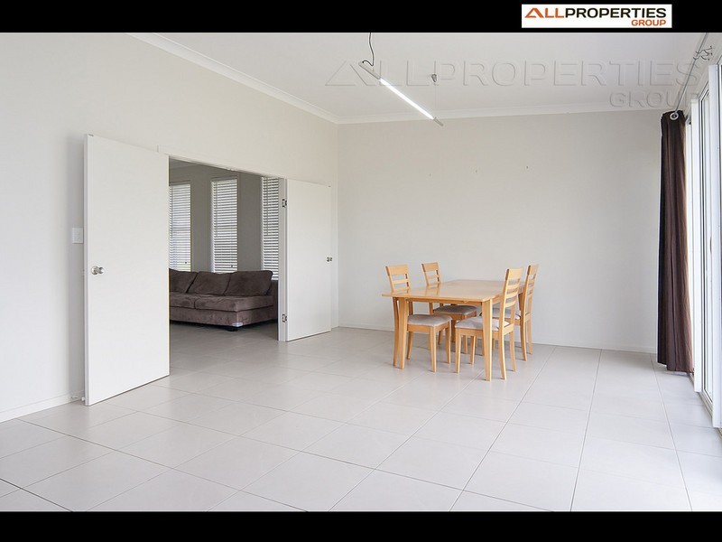 1 Wattle Street, Heathwood QLD 4110