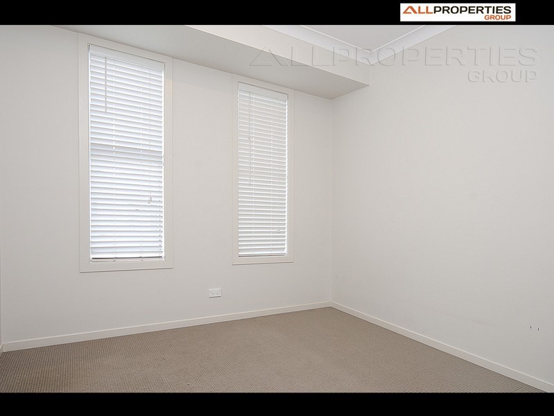 1 Wattle Street, Heathwood QLD 4110