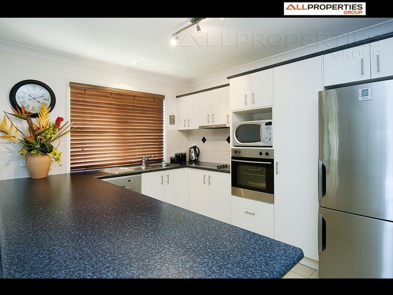 41 Kondalilla Parade, Forest Lake QLD 4078