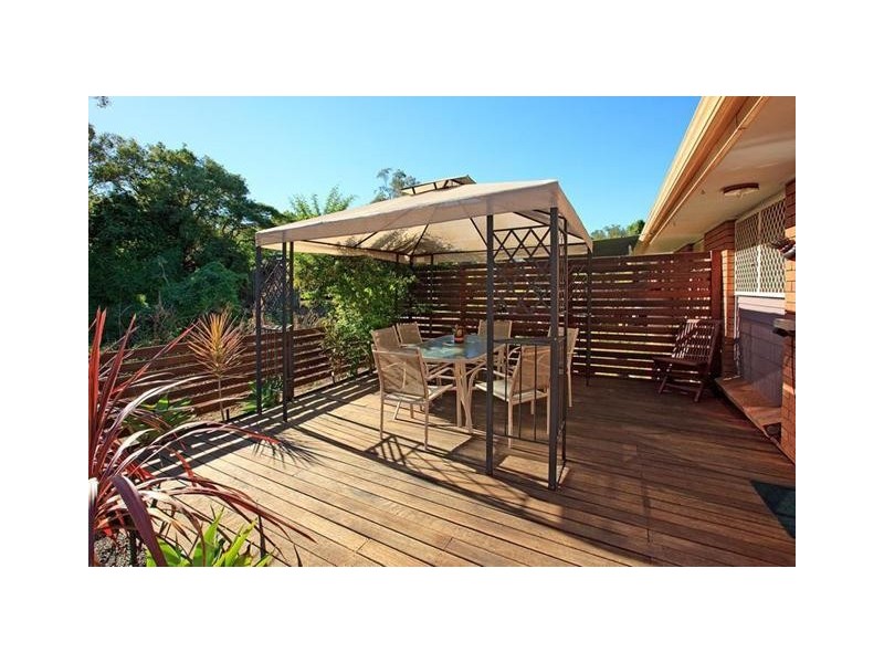 4/5 Woodford Street, Holland Park West QLD 4121