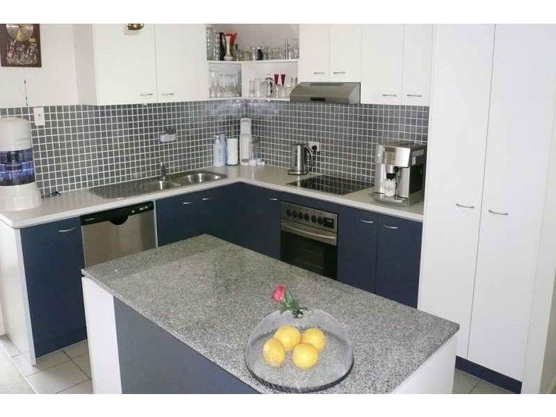 unit 27/19 Thorn Street, Kangaroo Point QLD 4169