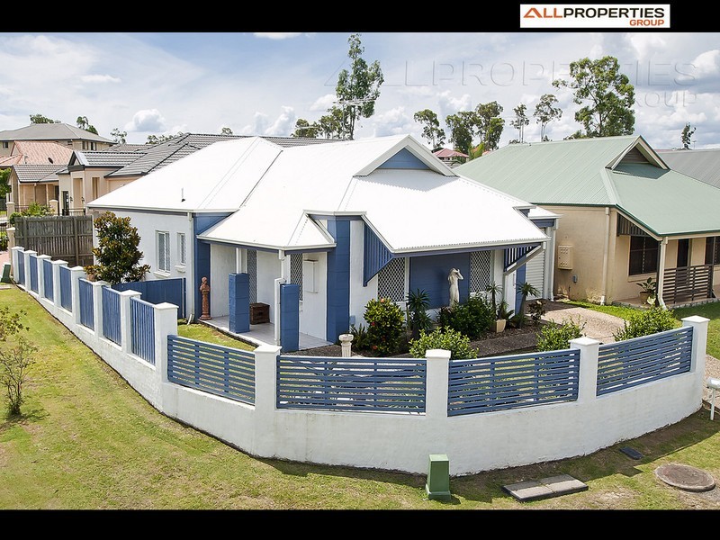 17 Gilberton Crescent, Forest Lake QLD 4078