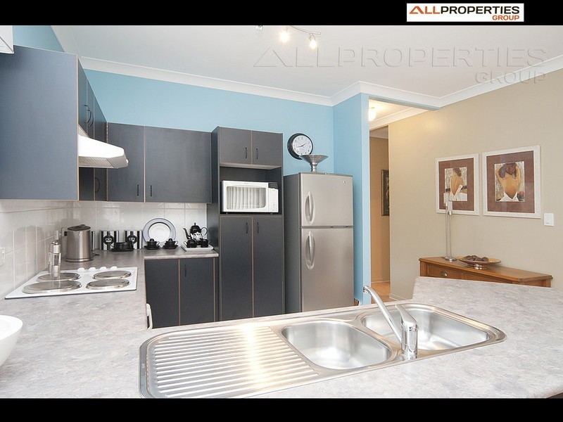 17 Gilberton Crescent, Forest Lake QLD 4078