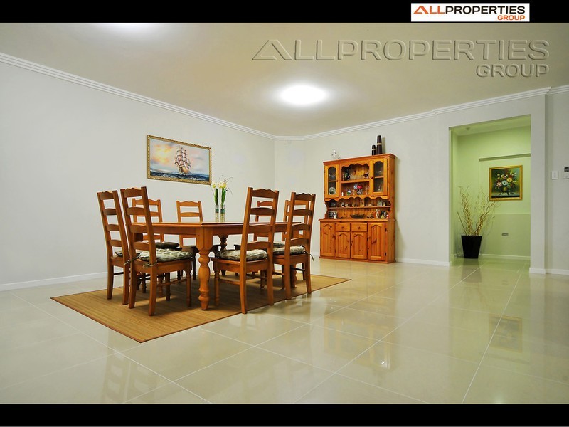 31 Border Cres, New Beith QLD 4124